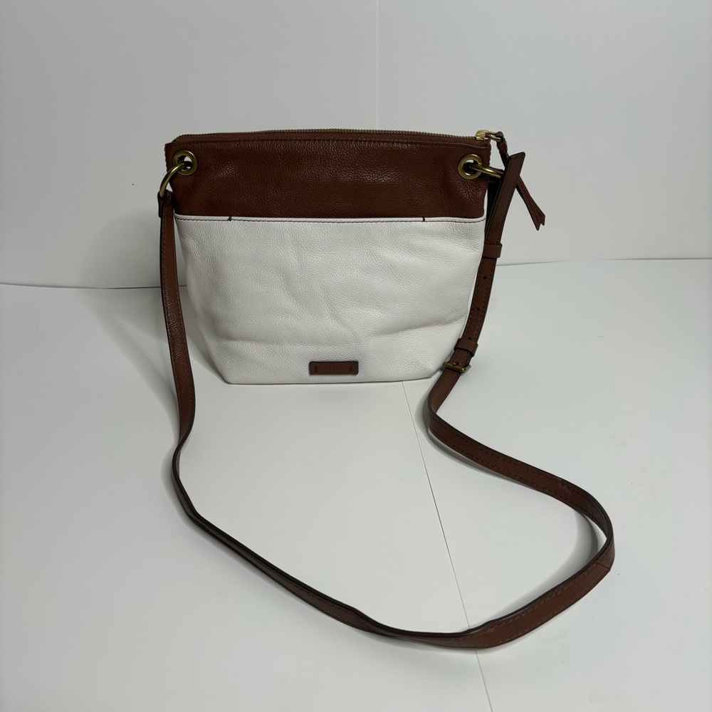 Fossil two tone leather crossbody bag purse